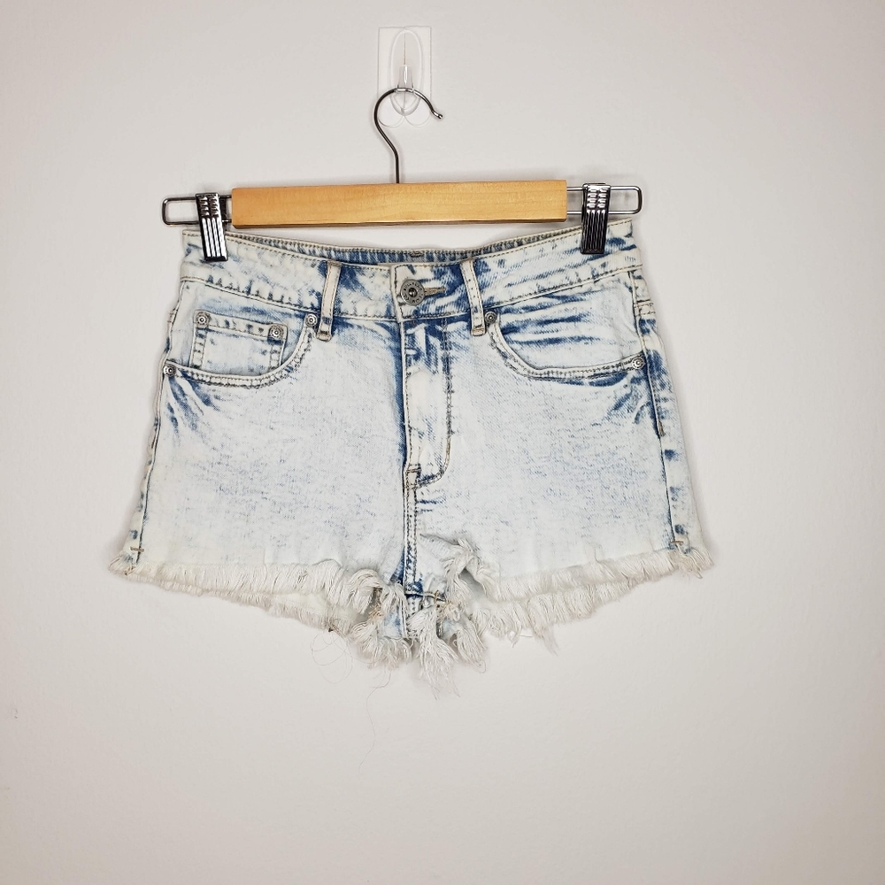 Bullhead Denim Light Wash High Rise Shorts